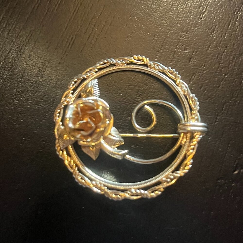 Vintage Rose Wreath Brooch Marked 1/20 12K GF Carla